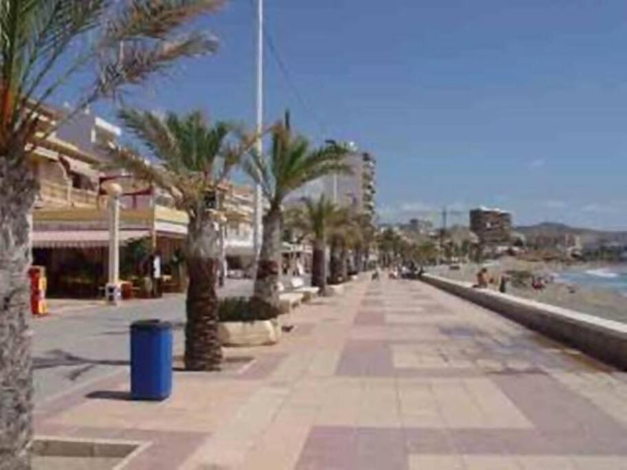 Beachside Apartment In The Centre Of 엘 캄펠로 외부 사진