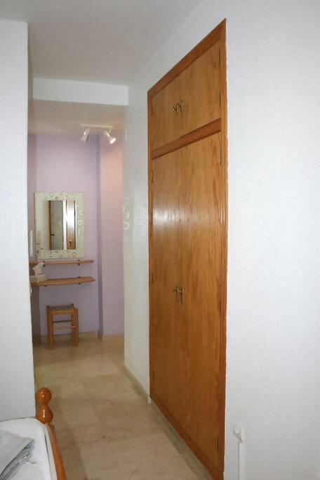 Beachside Apartment In The Centre Of 엘 캄펠로 외부 사진