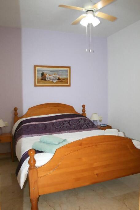 Beachside Apartment In The Centre Of 엘 캄펠로 외부 사진