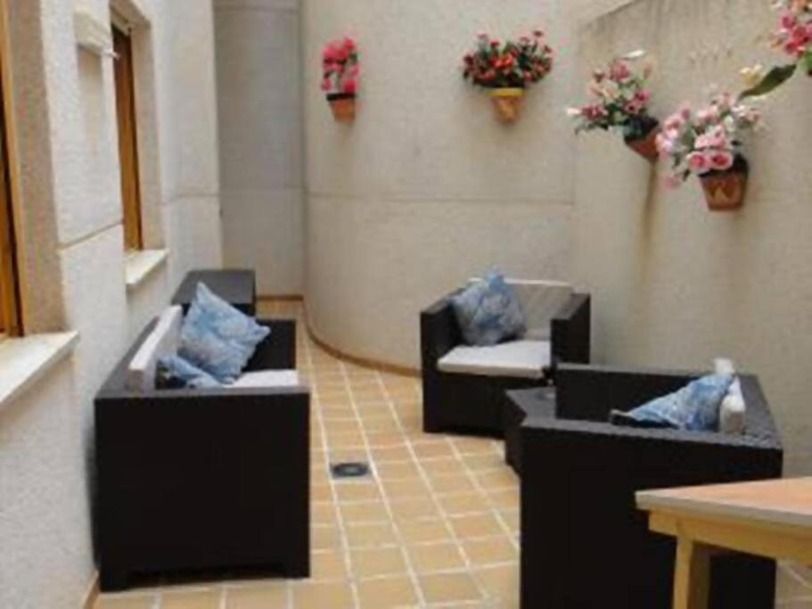 Beachside Apartment In The Centre Of 엘 캄펠로 외부 사진